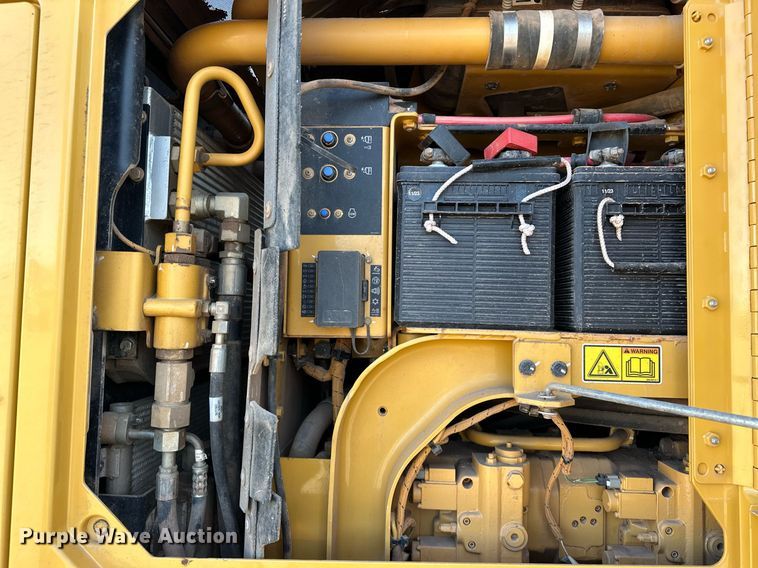 image for item OM9783 2014 Caterpillar  140M3 AWD motor grader