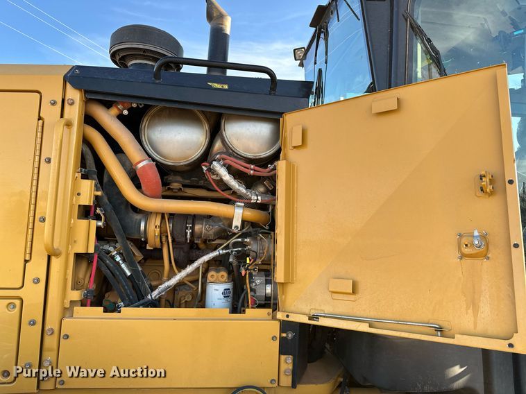 image for item OM9783 2014 Caterpillar  140M3 AWD motor grader