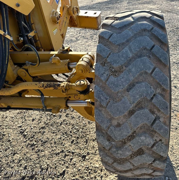 image for item OM9783 2014 Caterpillar  140M3 AWD motor grader