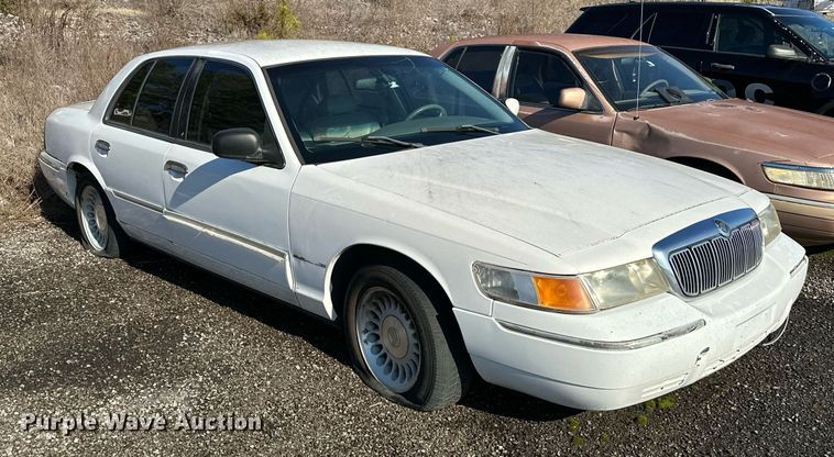 image for item OM9802 2002 Mercury  Grand Marquis 