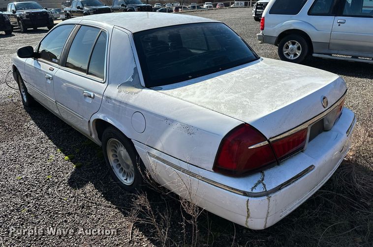 image for item OM9802 2002 Mercury  Grand Marquis 