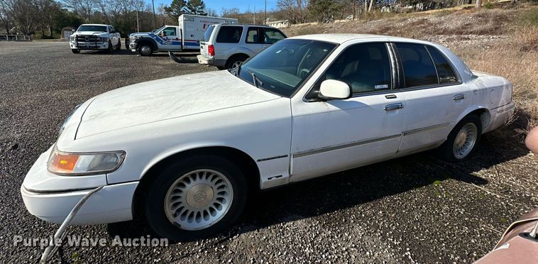 image for item OM9802 2002 Mercury  Grand Marquis 