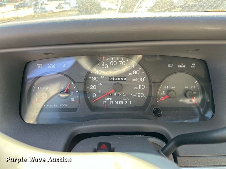 image for item OM9802 2002 Mercury  Grand Marquis 