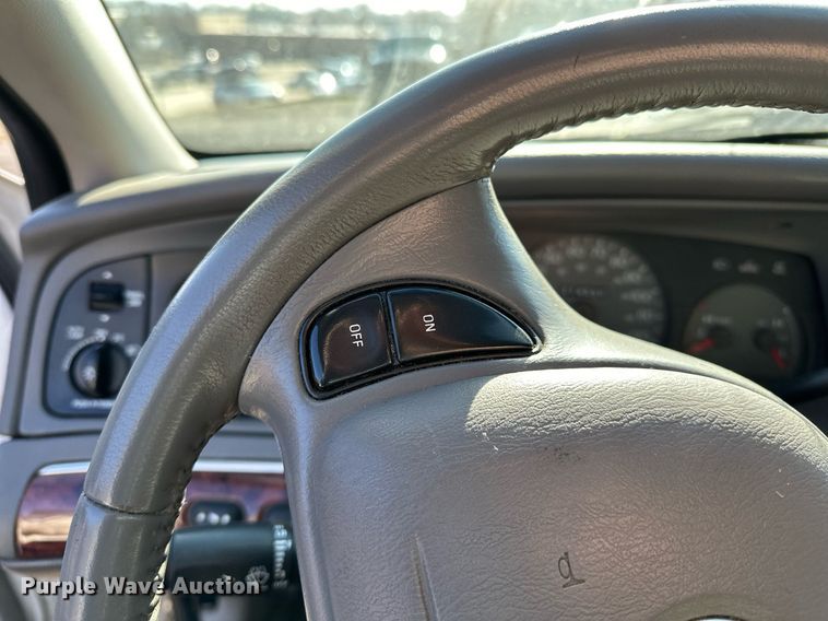 image for item OM9802 2002 Mercury  Grand Marquis 