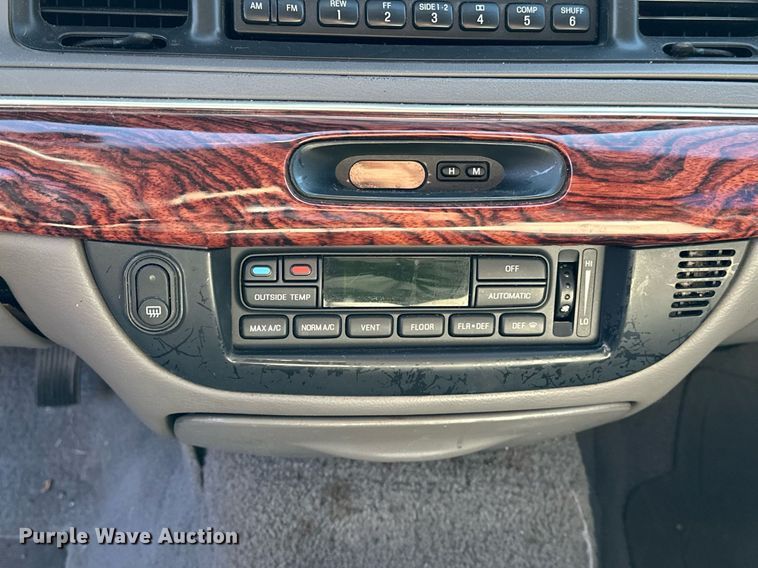 image for item OM9802 2002 Mercury  Grand Marquis 