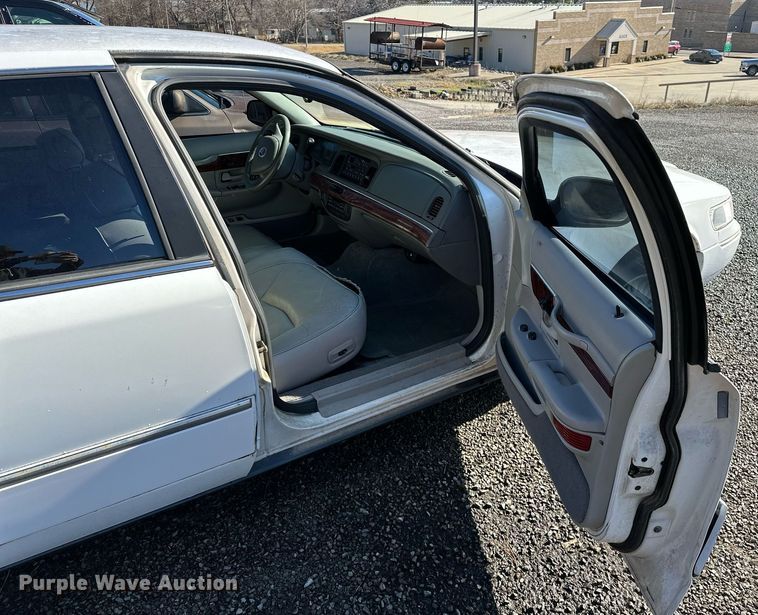 image for item OM9802 2002 Mercury  Grand Marquis 