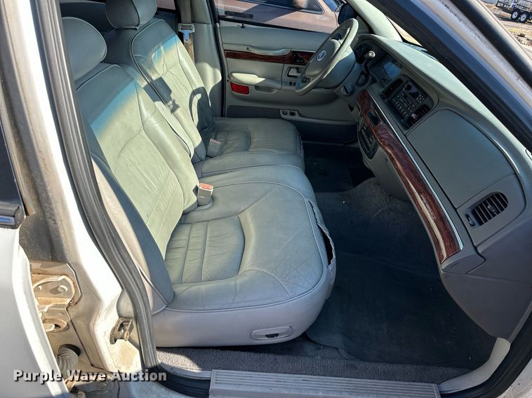 image for item OM9802 2002 Mercury  Grand Marquis 