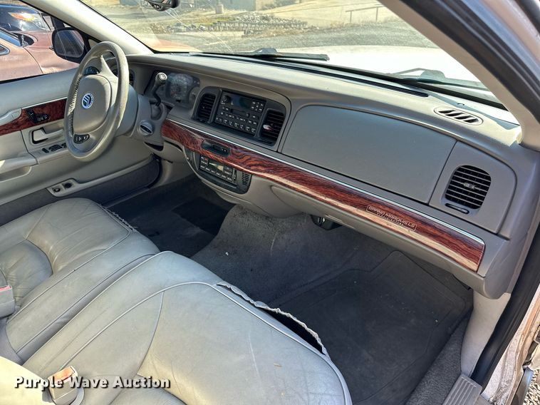 image for item OM9802 2002 Mercury  Grand Marquis 