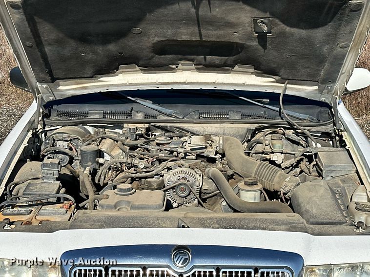 image for item OM9802 2002 Mercury  Grand Marquis 