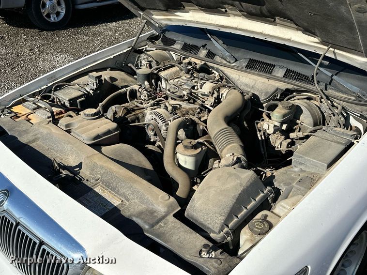 image for item OM9802 2002 Mercury  Grand Marquis 