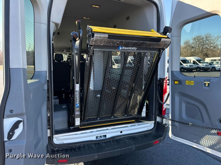image for item OM9807 2017 Ford  Transit 350 handicap accessible van