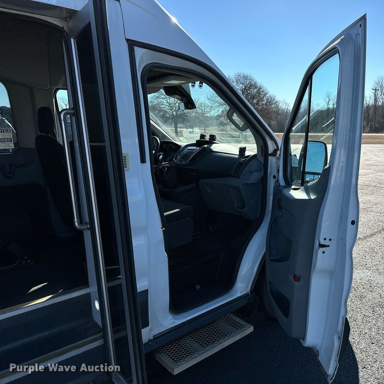 image for item OM9808 2017 Ford  Transit 350 handicap accessible van