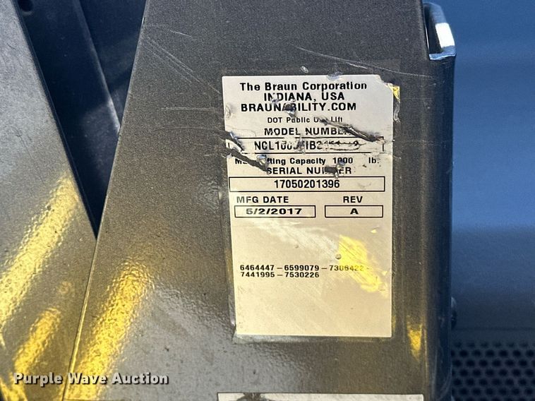 image for item OM9809 2017 Ford Transit 350 handicap accessible van