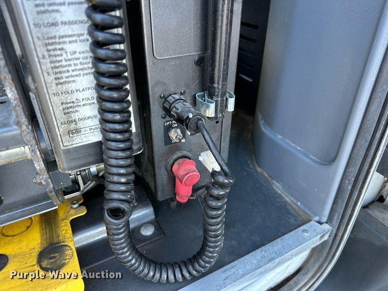 image for item OM9809 2017 Ford Transit 350 handicap accessible van