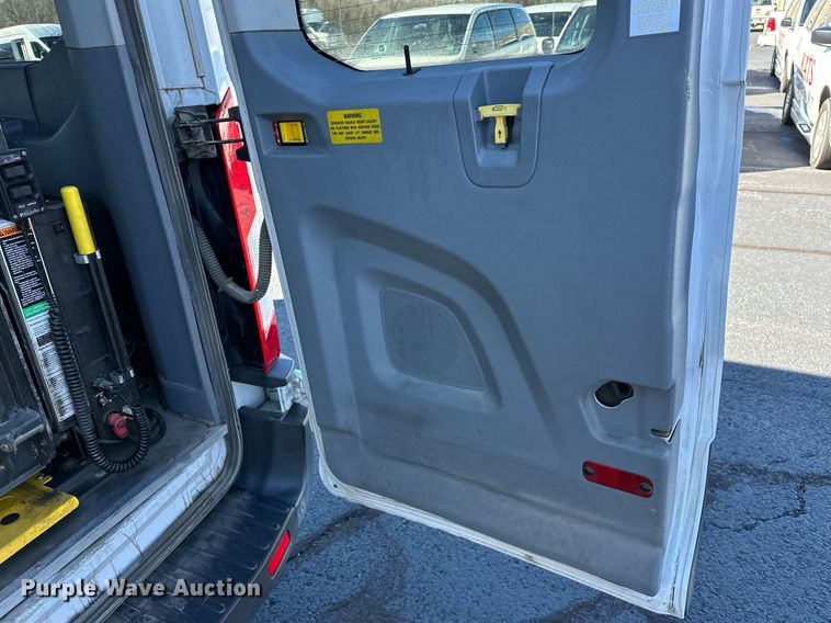 image for item OM9810 2017 Ford Transit 350 handicap accessible van