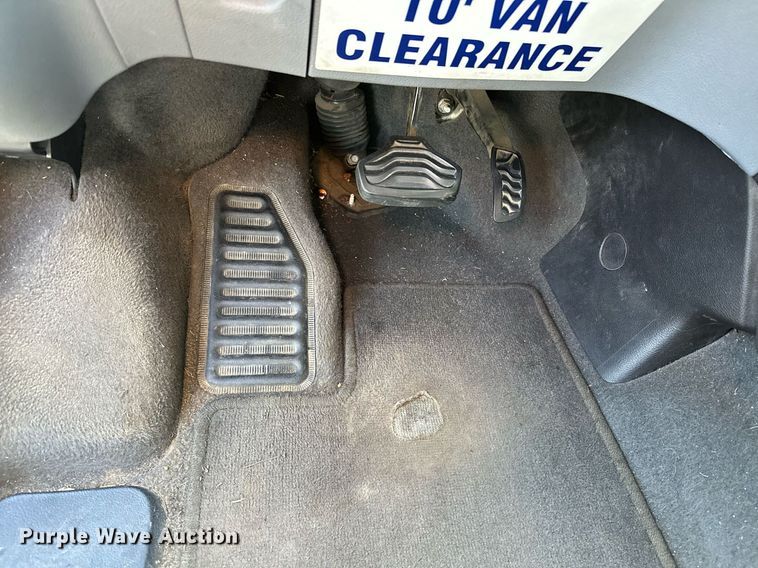 image for item OM9810 2017 Ford Transit 350 handicap accessible van