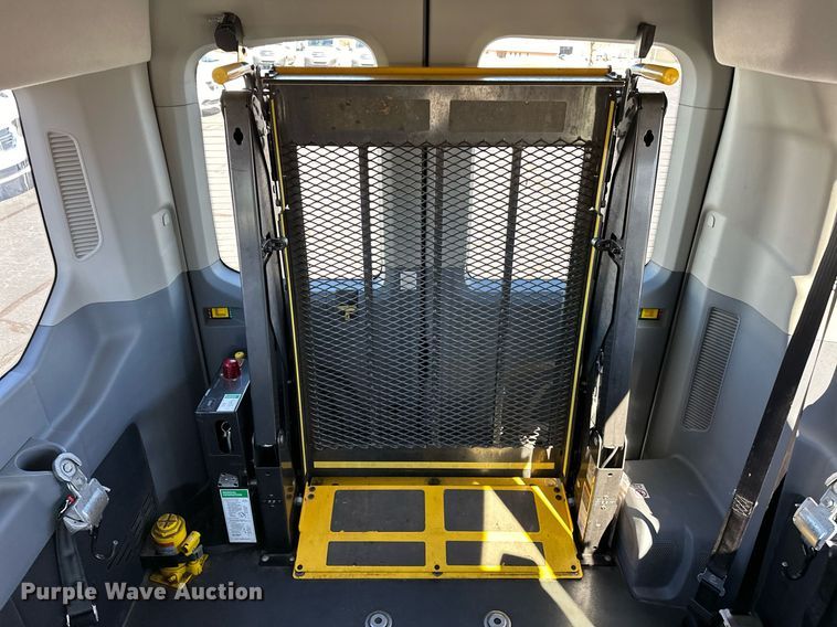 image for item OM9811 2017 Ford Transit 350 handicap accessible van