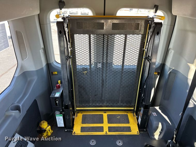 image for item OM9813 2017 Ford Transit 350 handicap accessible van
