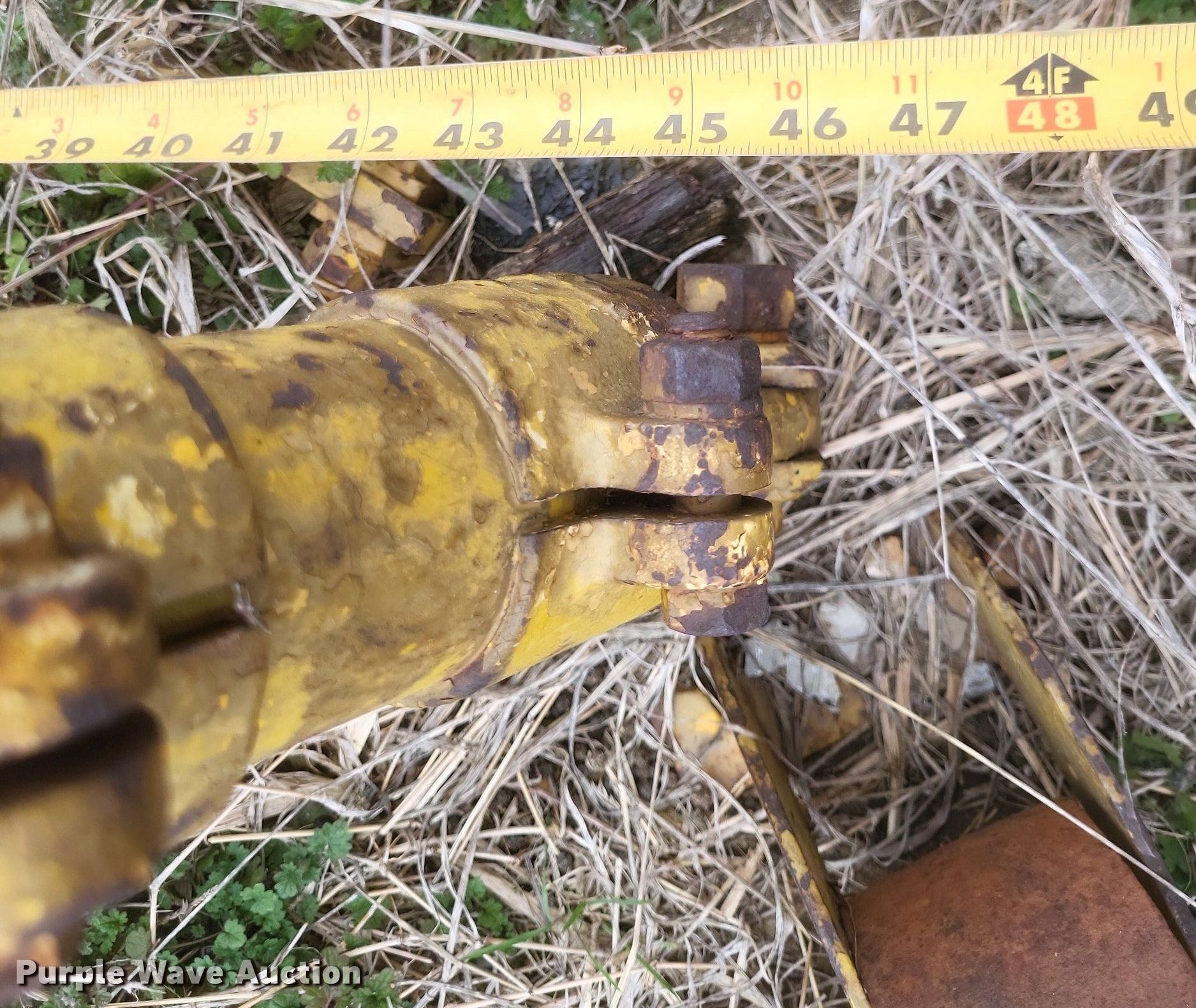 (2) Hydraulic airplane jacks in Cape Girardeau, MO Item MI9947 for sale Purple Wave