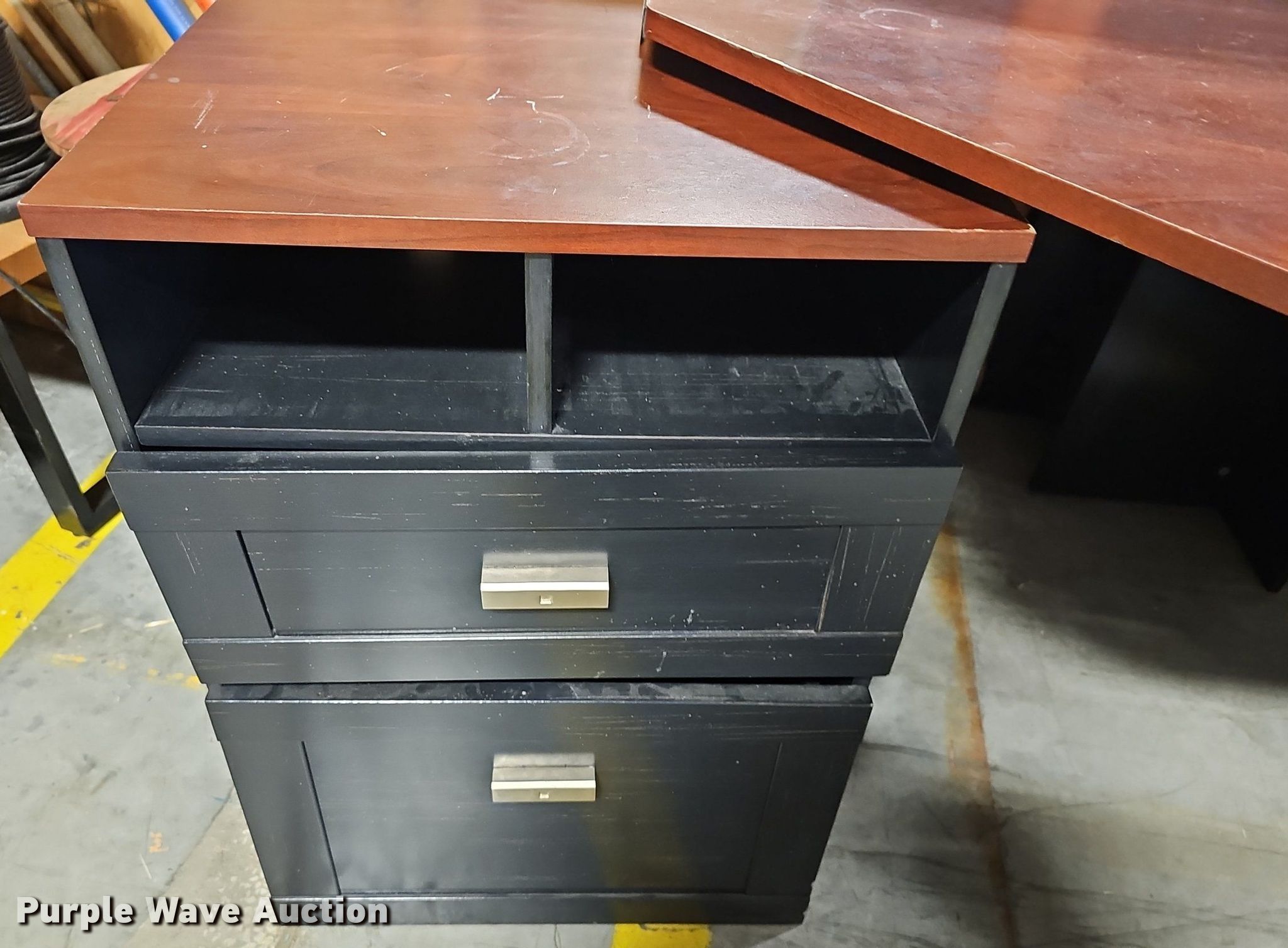 Furniture in Olathe, KS Item NE9430 for sale Purple Wave