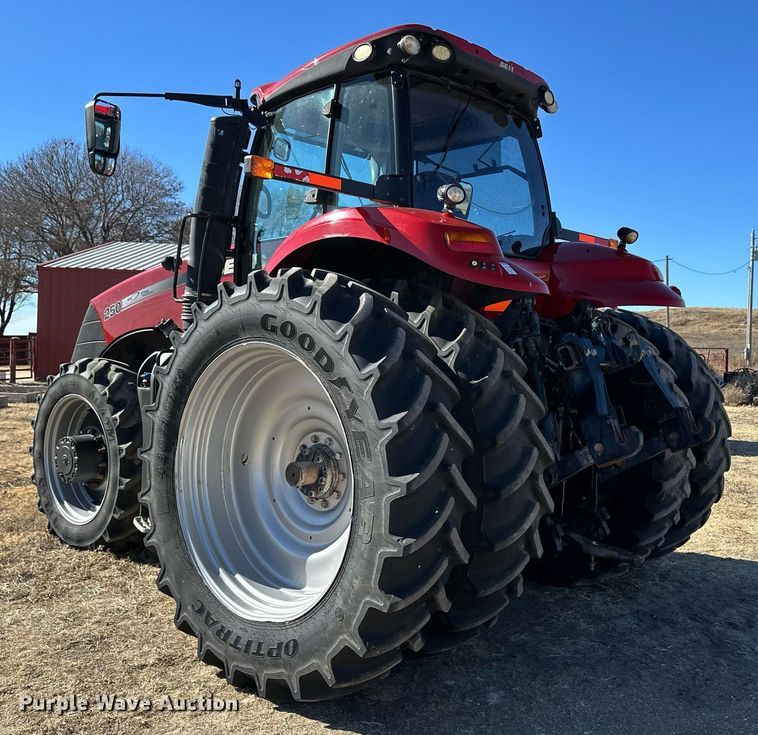 image for item DH1927 2017 Case IH Magnum 250 MFWD tractor
