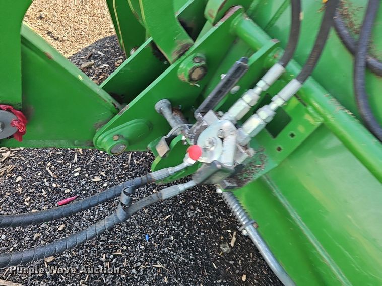 image for item DK0519 2017 John Deere 640R loader