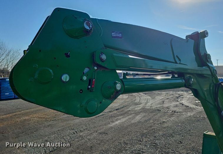 image for item DK0519 2017 John Deere 640R loader