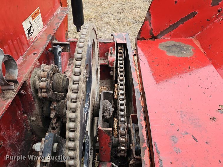 image for item DK0522 H&S 2602 manure spreader