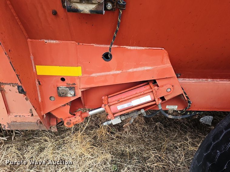 image for item DK0522 H&S 2602 manure spreader