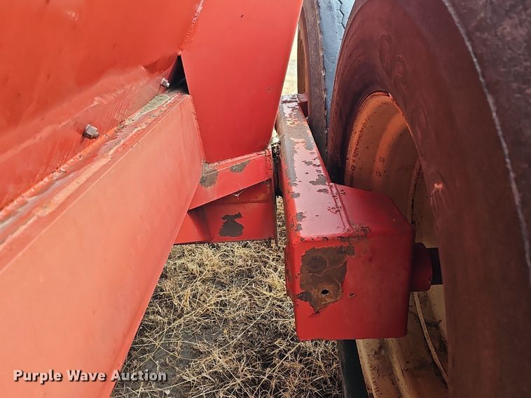 image for item DK0522 H&S 2602 manure spreader