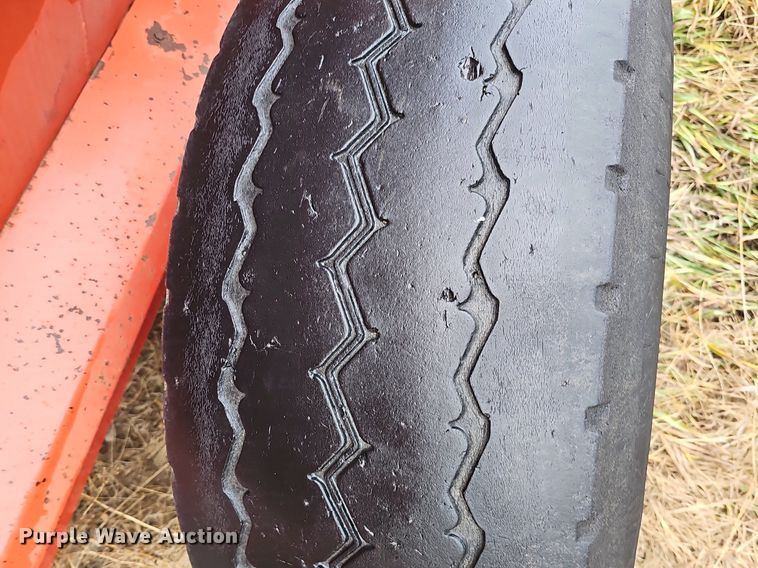 image for item DK0522 H&S 2602 manure spreader