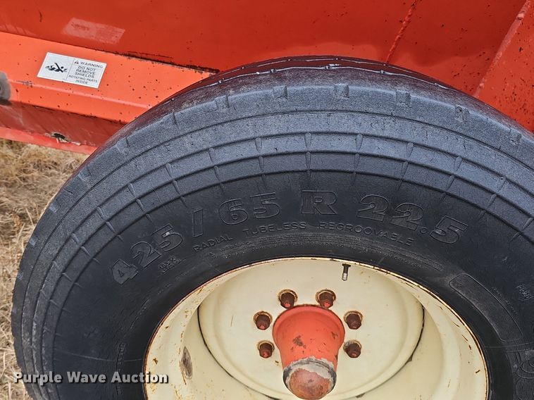 image for item DK0522 H&S 2602 manure spreader