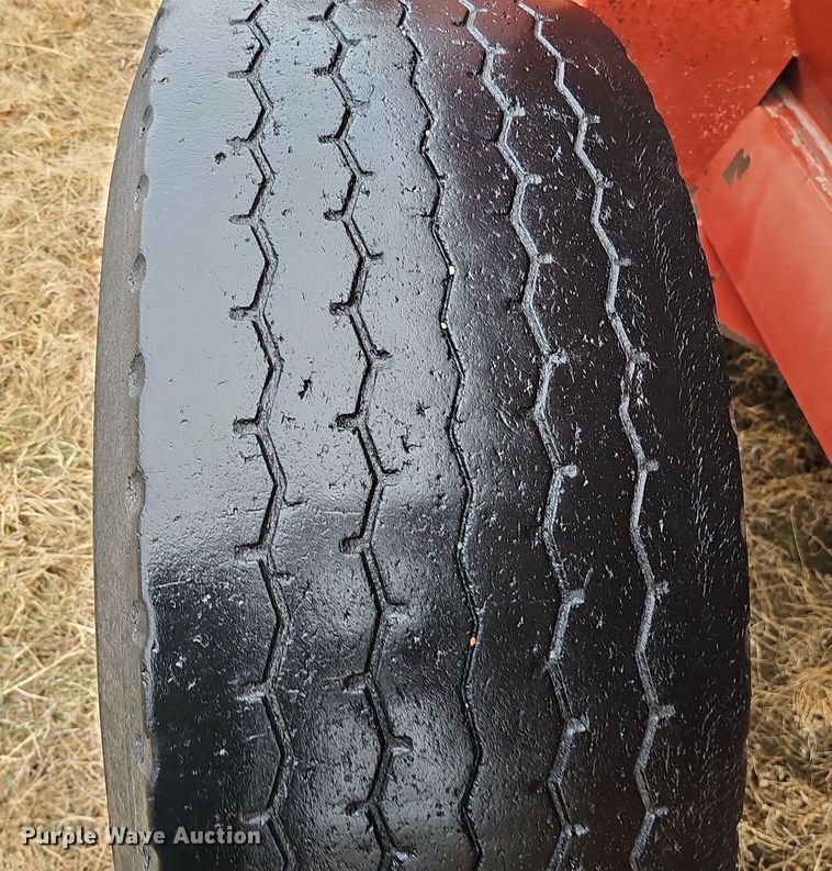 image for item DK0522 H&S 2602 manure spreader