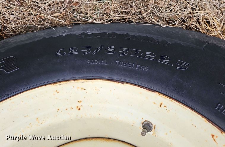 image for item DK0522 H&S 2602 manure spreader