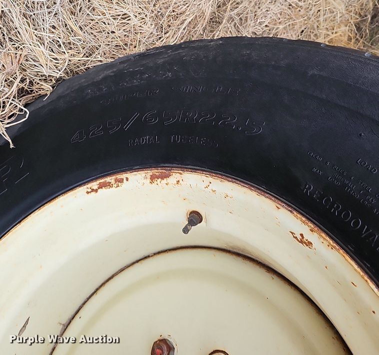 image for item DK0522 H&S 2602 manure spreader