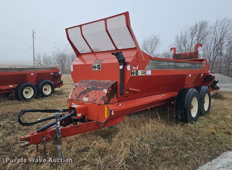 image for item DK0523 H&S 3306 manure spreader