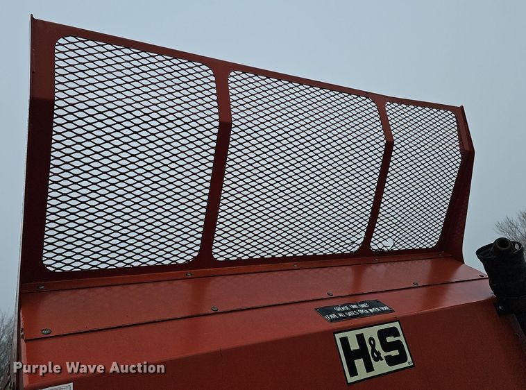 image for item DK0523 H&S 3306 manure spreader