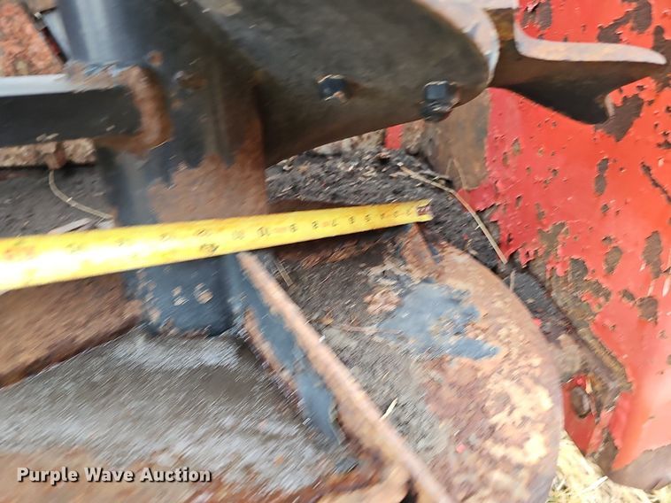 image for item DK0523 H&S 3306 manure spreader