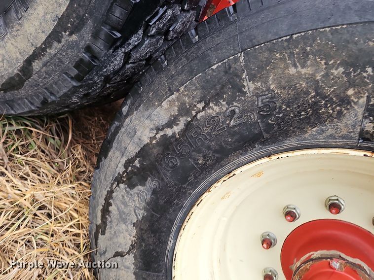 image for item DK0523 H&S 3306 manure spreader