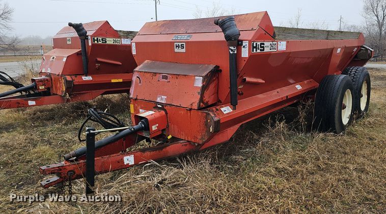 image for item DK0524 H&S 2602 manure spreader