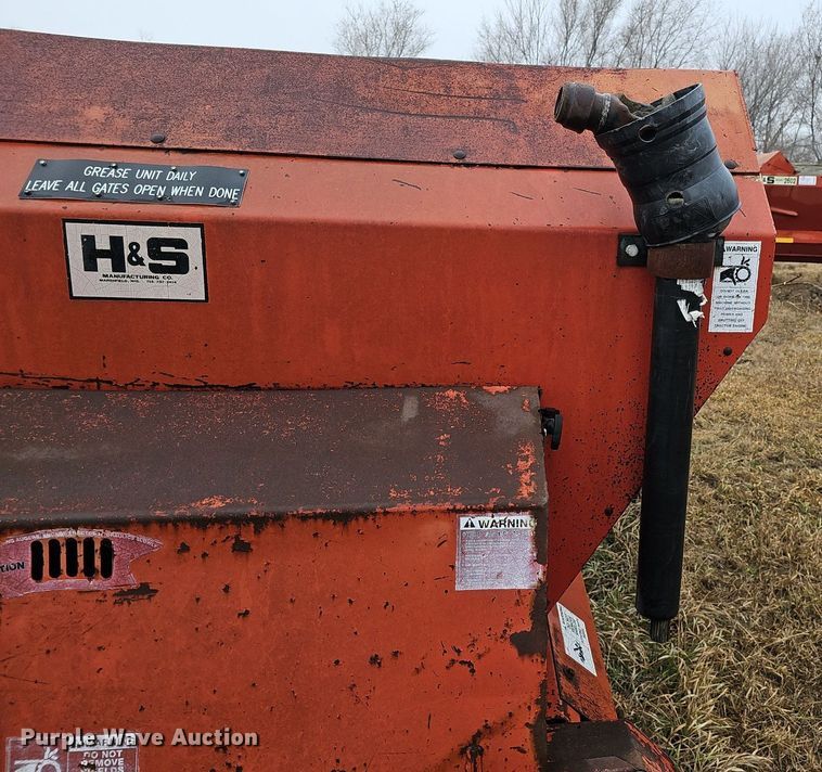 image for item DK0524 H&S 2602 manure spreader