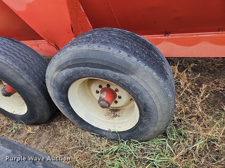 image for item DK0524 H&S 2602 manure spreader