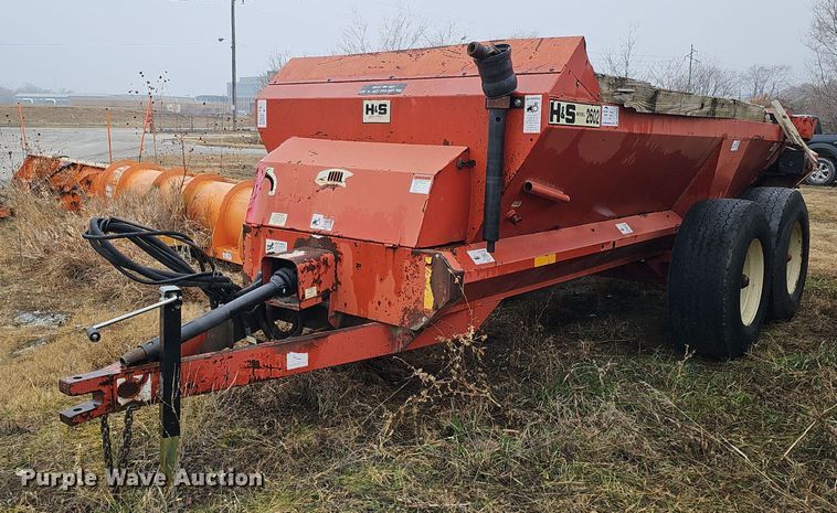 image for item DK0525 H&S 2602 manure spreader