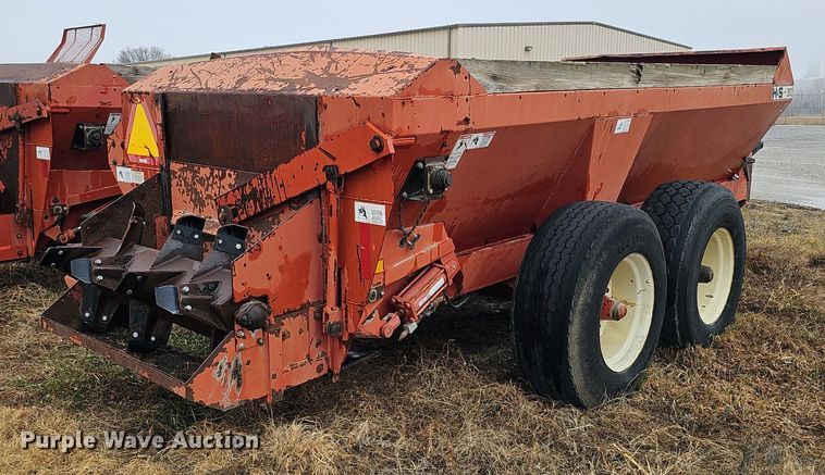 image for item DK0525 H&S 2602 manure spreader