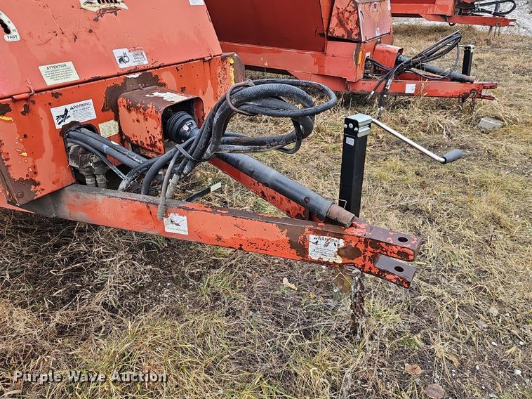 image for item DK0525 H&S 2602 manure spreader