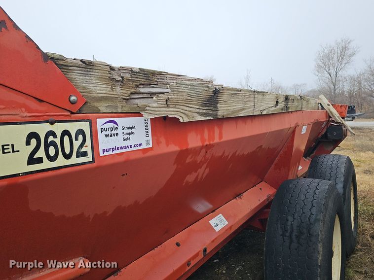 image for item DK0525 H&S 2602 manure spreader