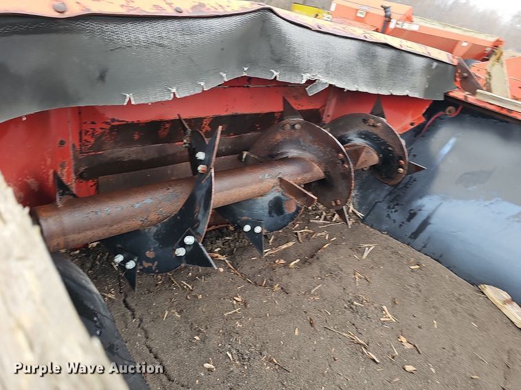 image for item DK0525 H&S 2602 manure spreader