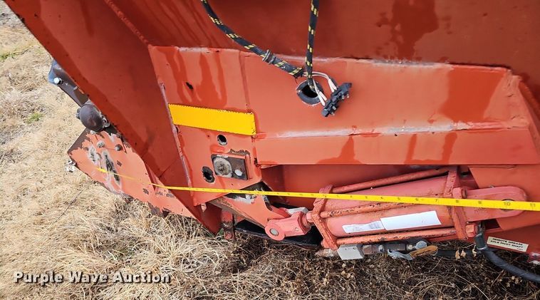 image for item DK0525 H&S 2602 manure spreader