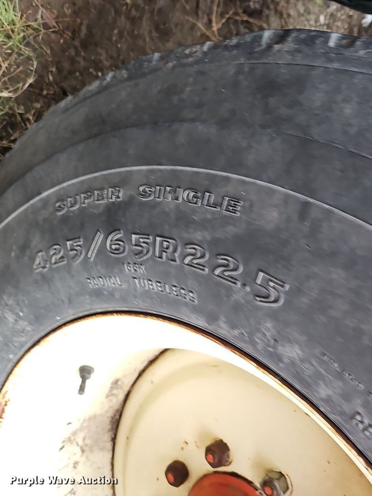 image for item DK0525 H&S 2602 manure spreader