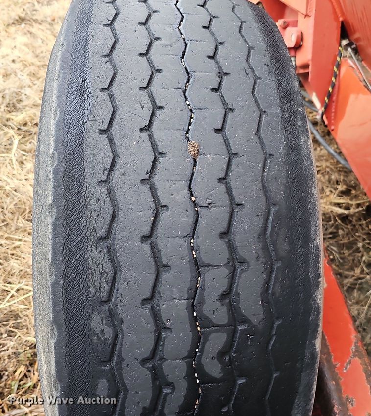 image for item DK0525 H&S 2602 manure spreader